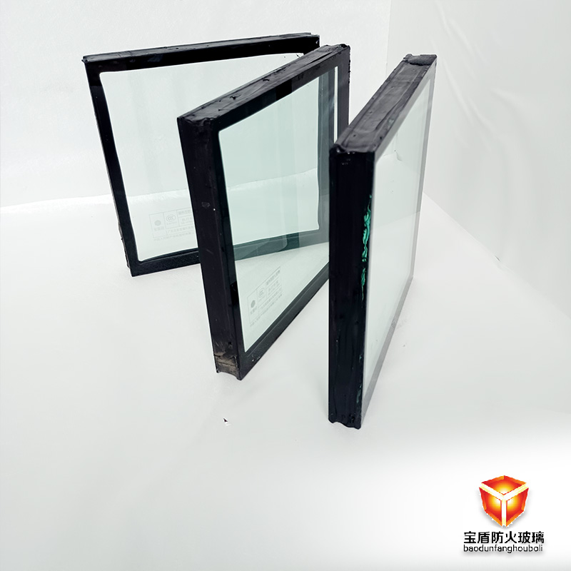 隔熱型3小時(shí)納米硅防火玻璃